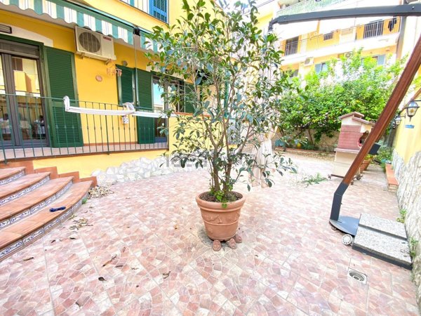 appartamento in vendita a Giugliano in Campania