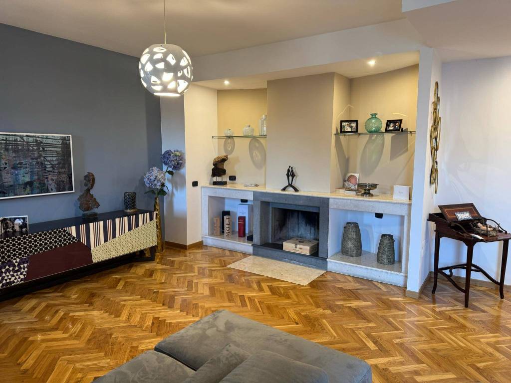 appartamento in vendita a Giugliano in Campania