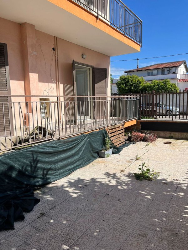 appartamento in vendita a Giugliano in Campania in zona Varcaturo