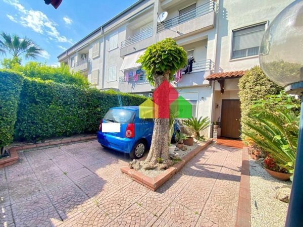casa indipendente in vendita a Giugliano in Campania