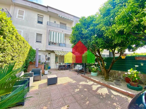 casa indipendente in vendita a Giugliano in Campania