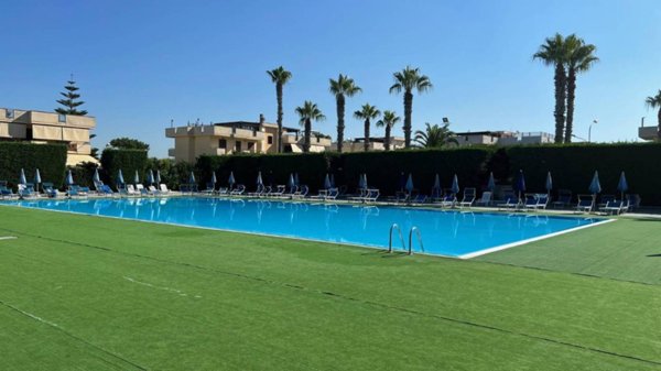appartamento in vendita a Giugliano in Campania in zona Lago Patria