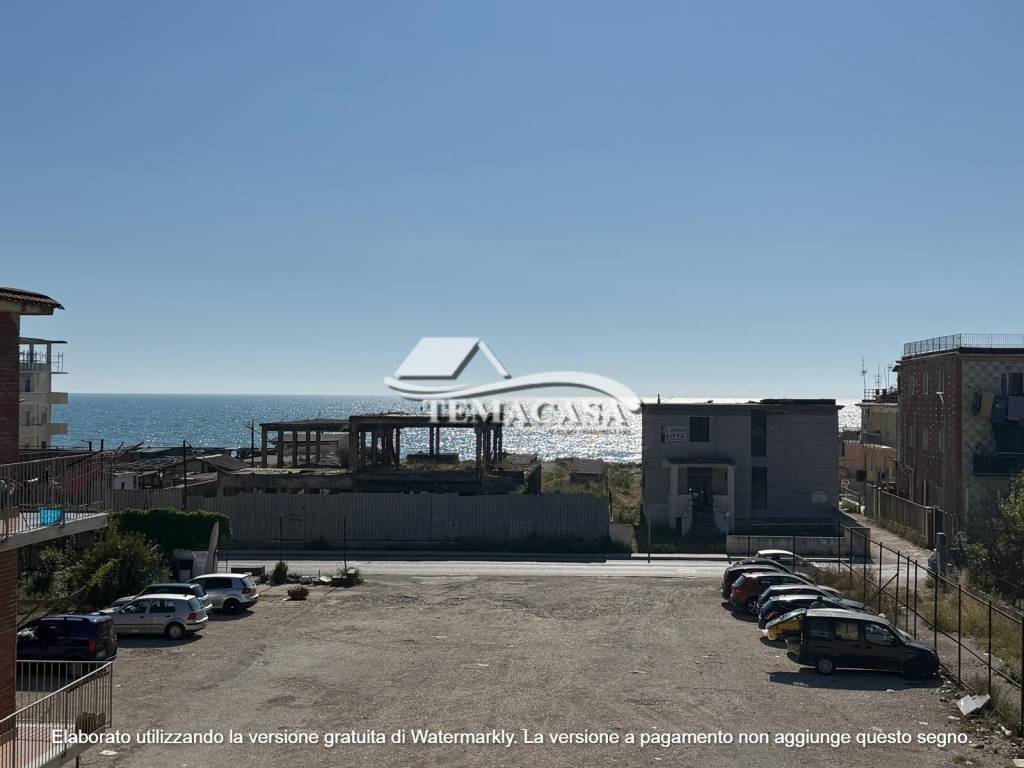 appartamento in vendita a Giugliano in Campania in zona Licola