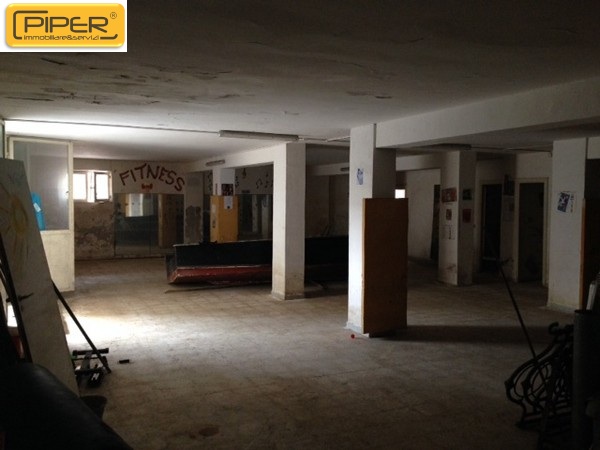 locale di sgombero in vendita a Giugliano in Campania in zona Licola