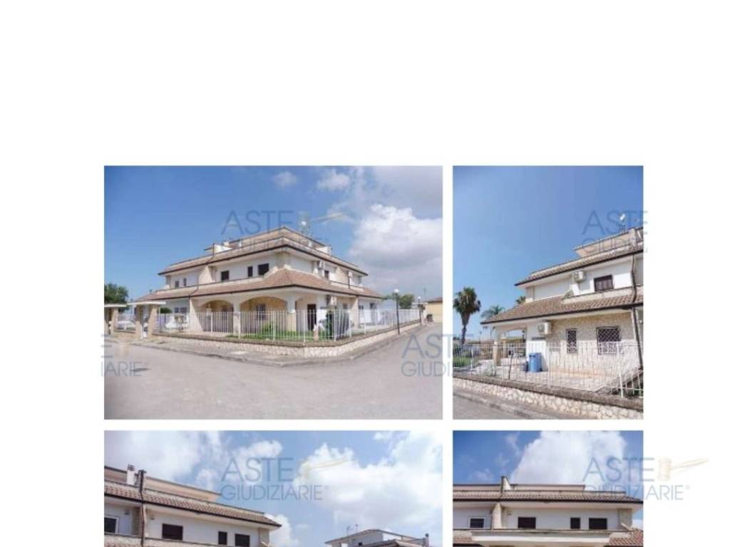 casa indipendente in vendita a Giugliano in Campania