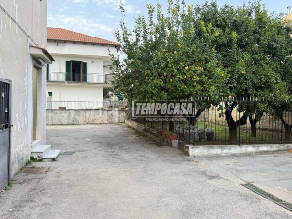 appartamento in vendita a Giugliano in Campania