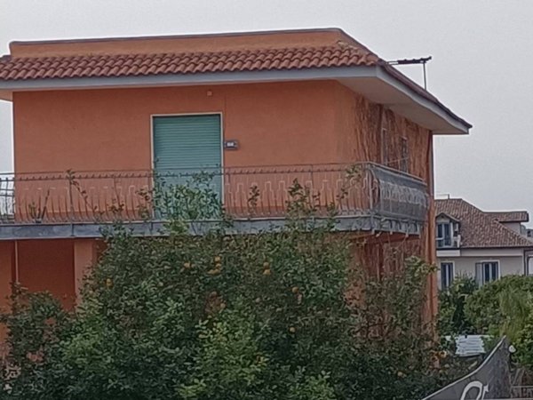 appartamento in vendita a Giugliano in Campania in zona Lago Patria