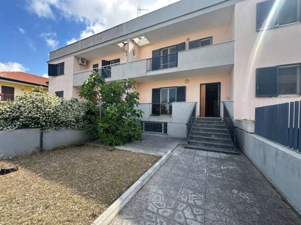 casa indipendente in vendita a Giugliano in Campania in zona Licola
