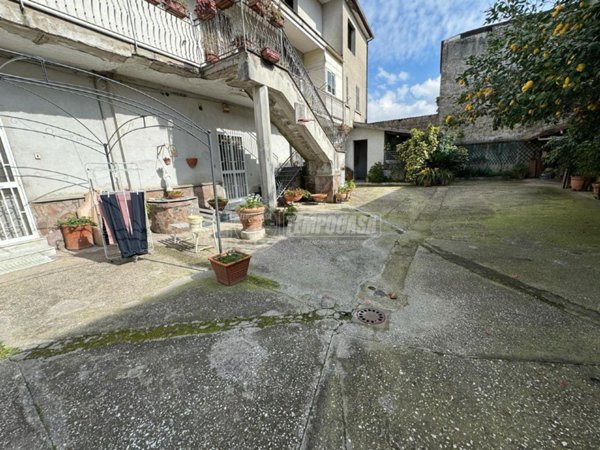 appartamento in vendita a Giugliano in Campania