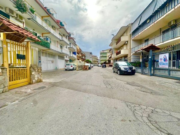appartamento in vendita a Giugliano in Campania