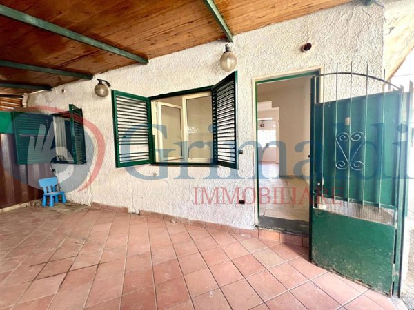 appartamento in vendita a Giugliano in Campania in zona Varcaturo