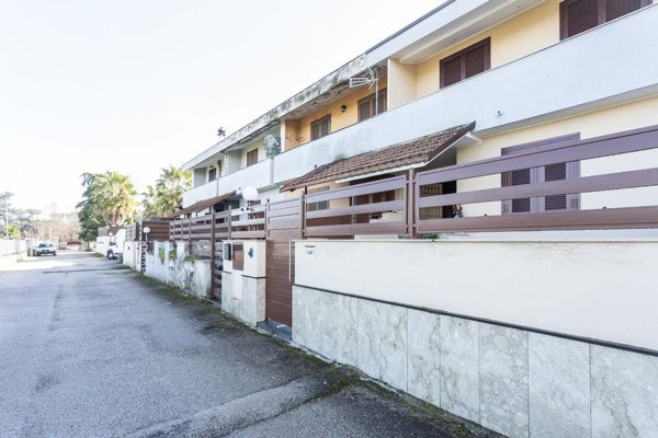 casa indipendente in vendita a Giugliano in Campania