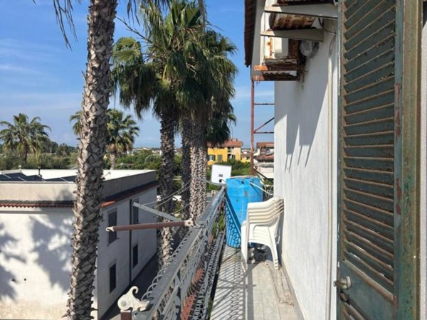 appartamento in vendita a Giugliano in Campania in zona Varcaturo