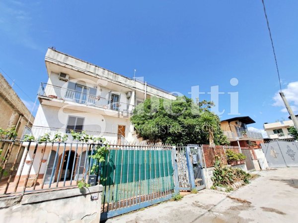 casa indipendente in vendita a Giugliano in Campania in zona Lago Patria