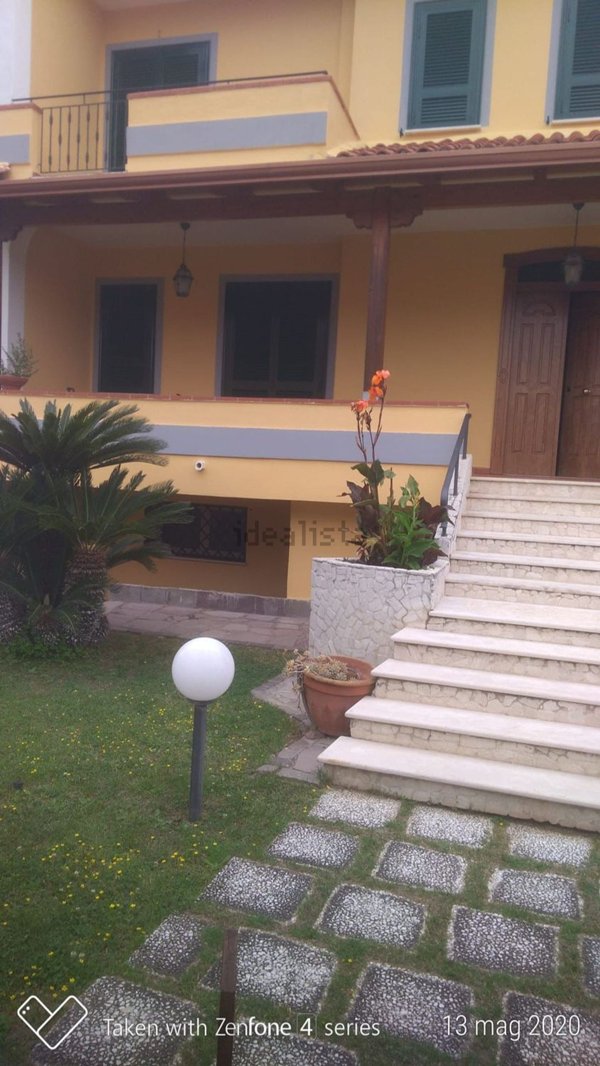 casa indipendente in vendita a Giugliano in Campania