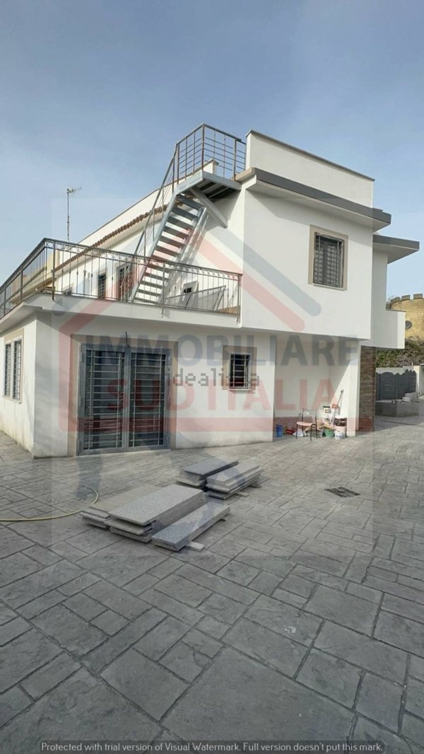 casa indipendente in vendita a Giugliano in Campania in zona Lago Patria