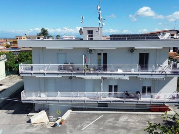 appartamento in vendita a Giugliano in Campania in zona Licola