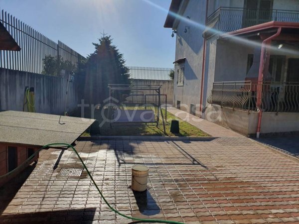 casa indipendente in vendita a Giugliano in Campania in zona Licola