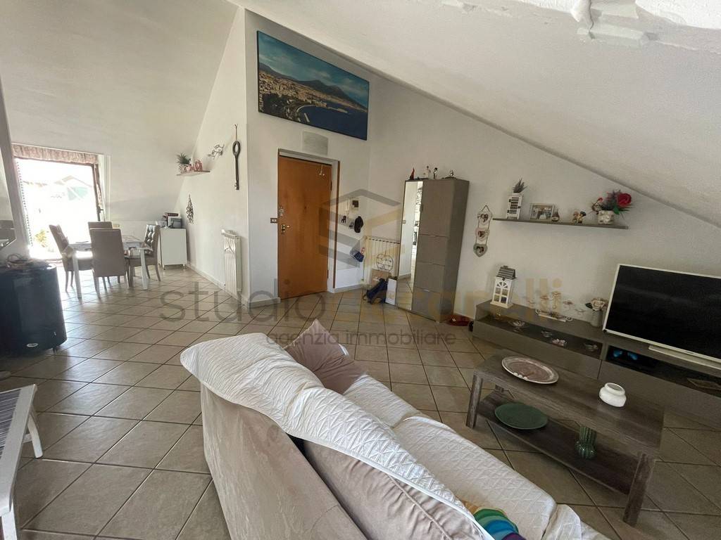 attico in vendita a Giugliano in Campania
