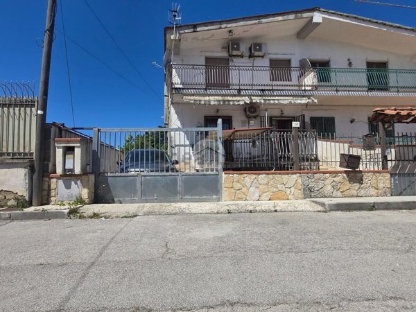 appartamento in vendita a Giugliano in Campania in zona Varcaturo