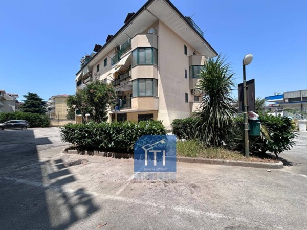 appartamento in vendita a Giugliano in Campania
