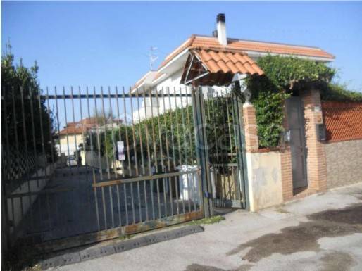 appartamento in vendita a Giugliano in Campania in zona Varcaturo