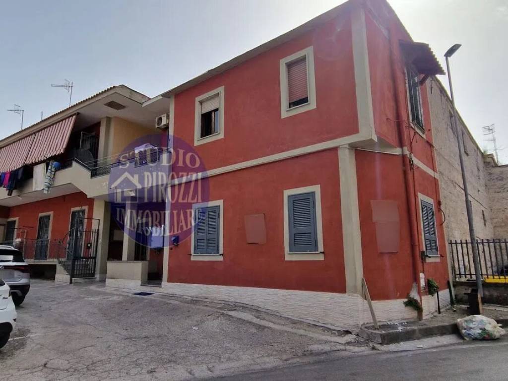 intera palazzina in vendita a Giugliano in Campania