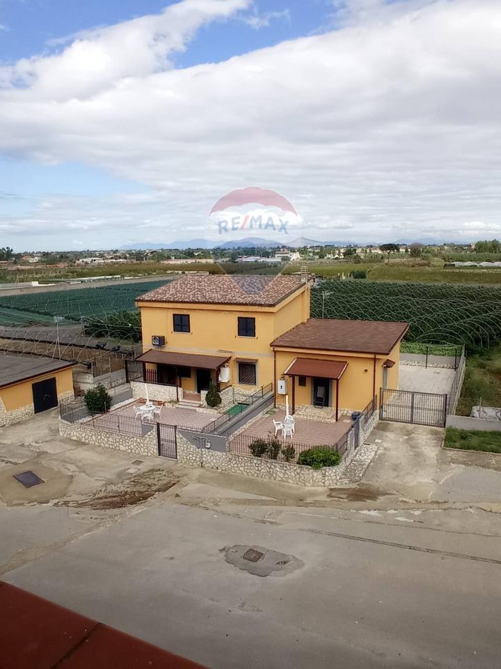 casa indipendente in vendita a Giugliano in Campania in zona Massariola / Amodio