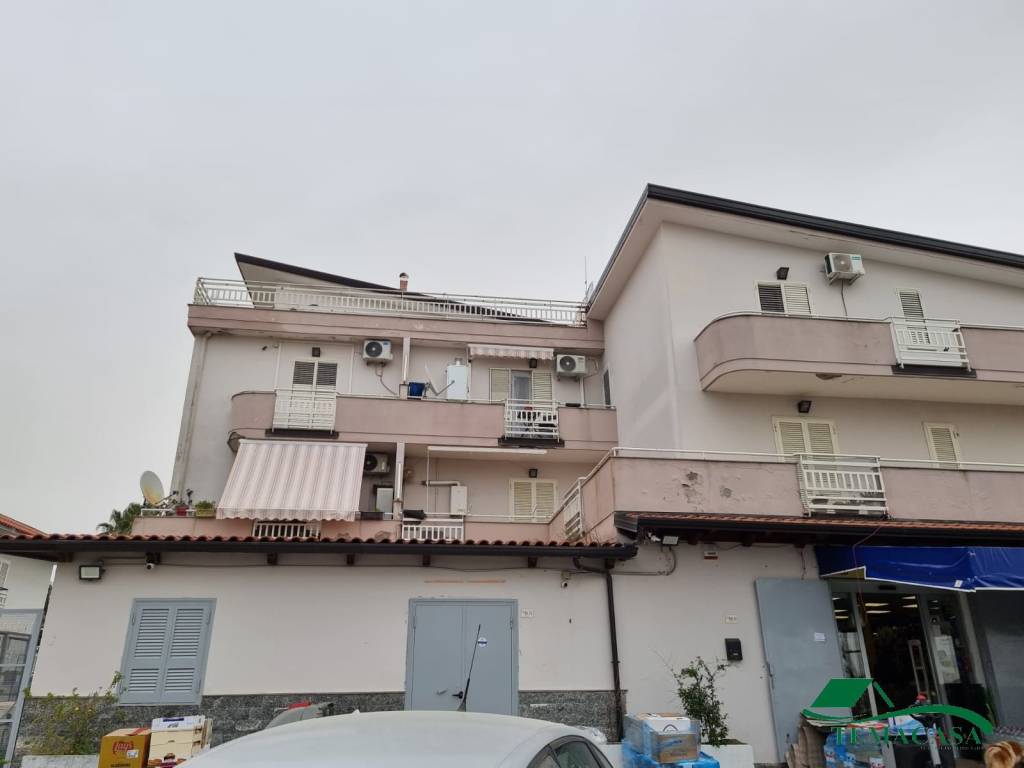 appartamento in vendita a Giugliano in Campania in zona Licola