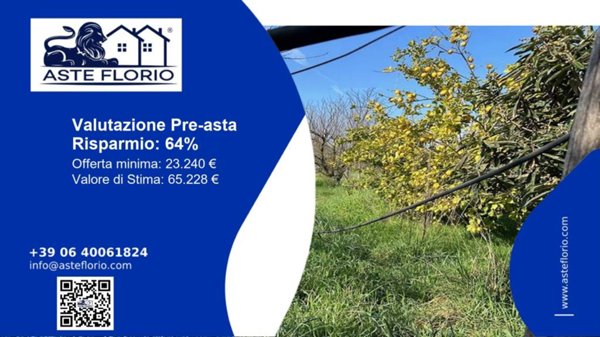 terreno agricolo in vendita a Giugliano in Campania in zona Varcaturo