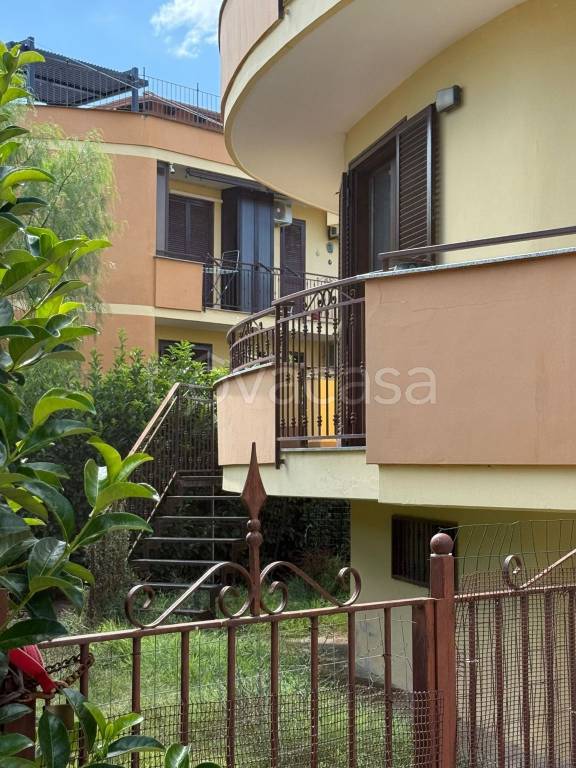 appartamento in vendita a Giugliano in Campania in zona Varcaturo