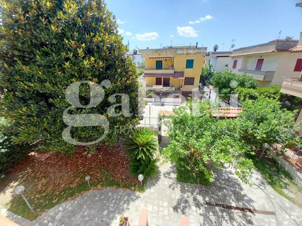 casa indipendente in vendita a Giugliano in Campania in zona Lago Patria
