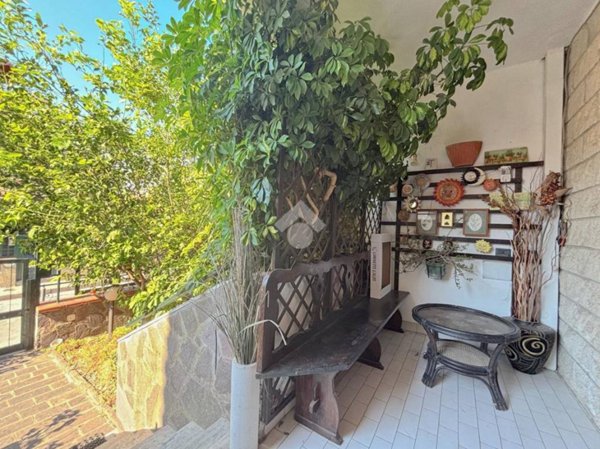 casa indipendente in vendita a Giugliano in Campania in zona Varcaturo