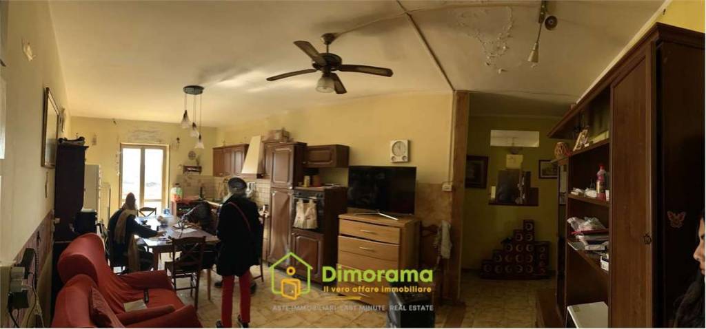 casa indipendente in vendita a Giugliano in Campania in zona Varcaturo