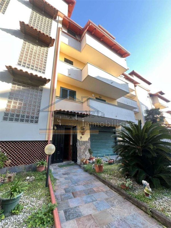 casa indipendente in vendita a Giugliano in Campania