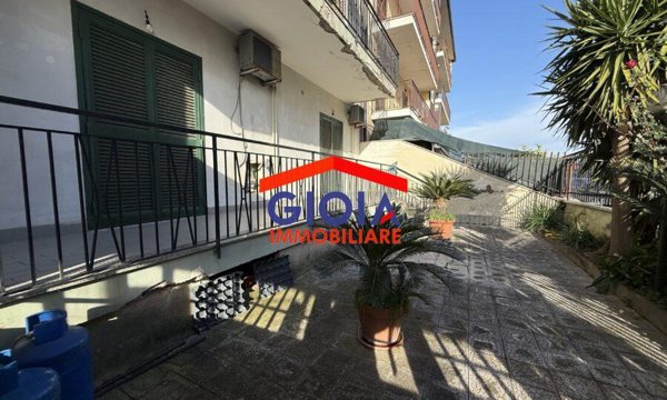 appartamento in vendita a Giugliano in Campania in zona Varcaturo