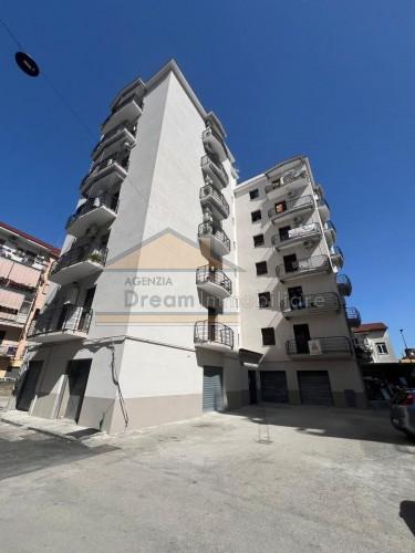 appartamento in vendita a Giugliano in Campania