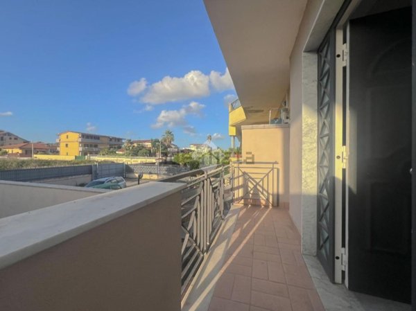 appartamento in vendita a Giugliano in Campania in zona Varcaturo