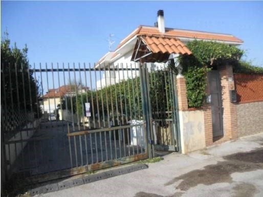 appartamento in vendita a Giugliano in Campania in zona Varcaturo