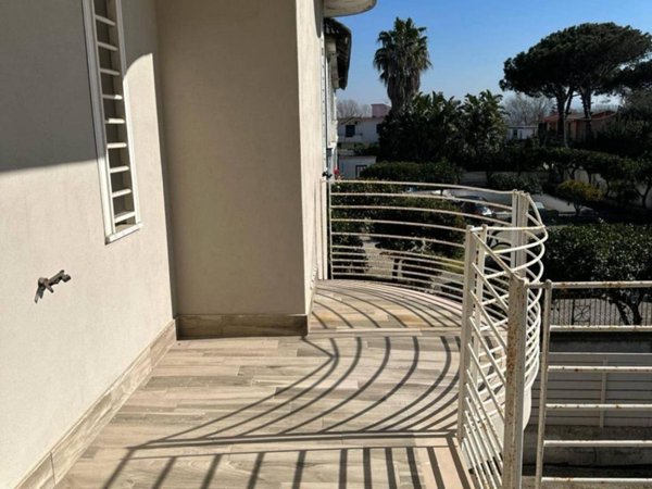 appartamento in vendita a Giugliano in Campania in zona Lago Patria