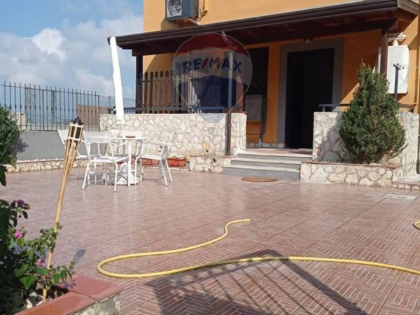 casa indipendente in vendita a Giugliano in Campania in zona Massariola / Amodio