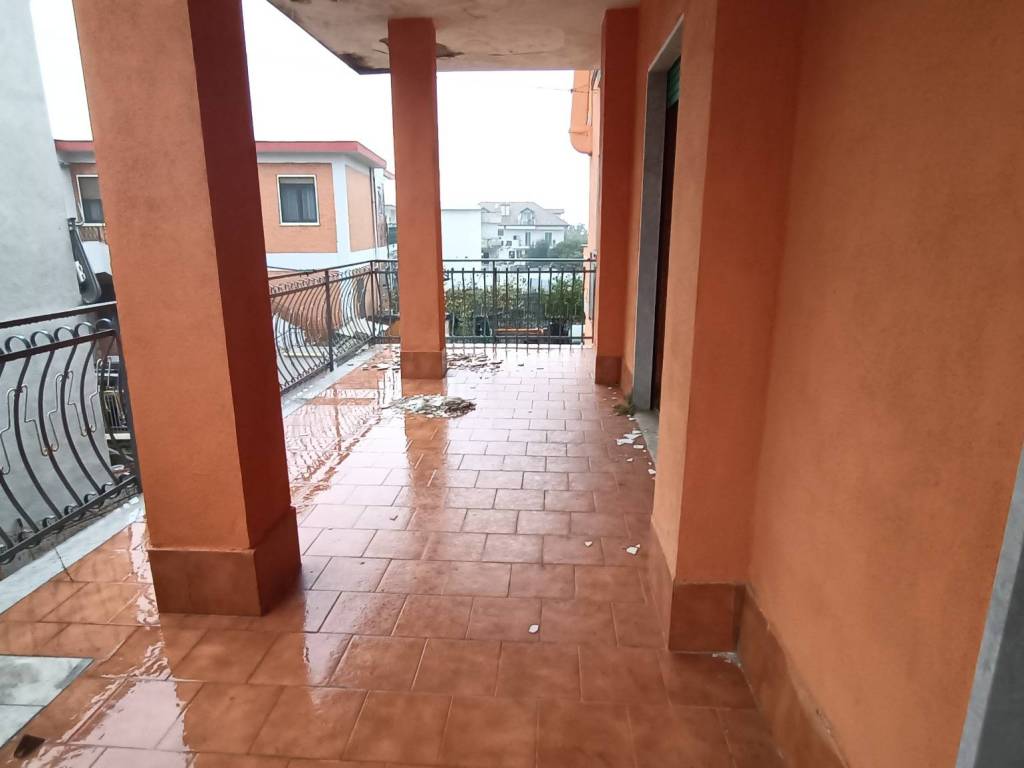 appartamento in vendita a Giugliano in Campania in zona Varcaturo