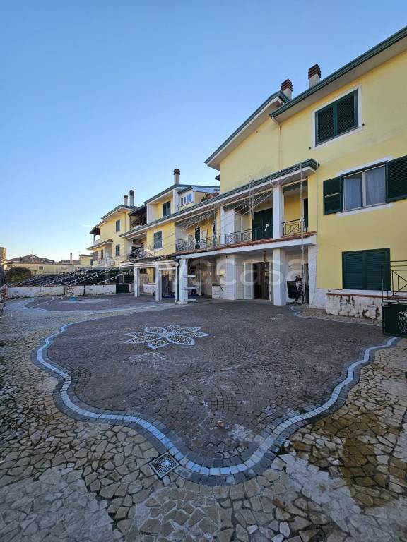 casa indipendente in vendita a Giugliano in Campania