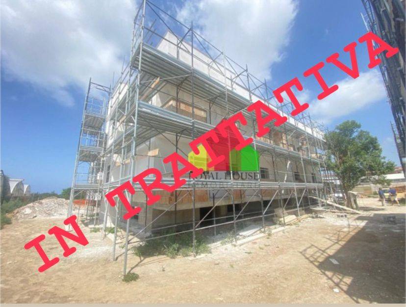 appartamento in vendita a Giugliano in Campania in zona Varcaturo