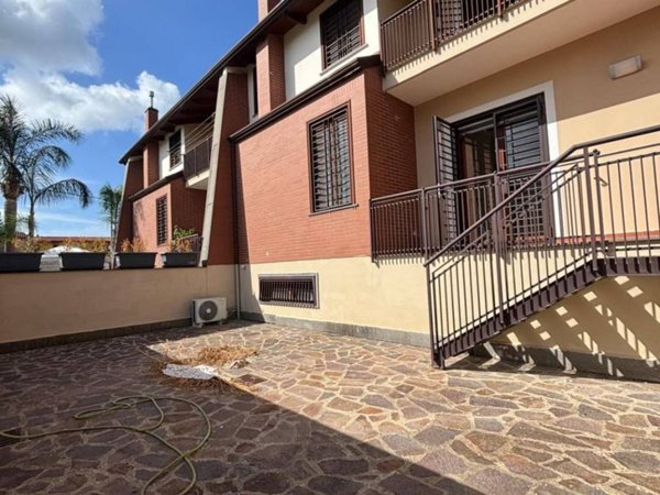 casa indipendente in vendita a Giugliano in Campania in zona Lago Patria
