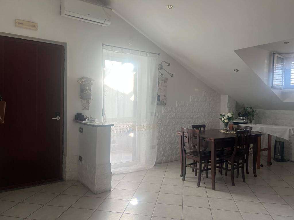 appartamento in vendita a Giugliano in Campania in zona Varcaturo