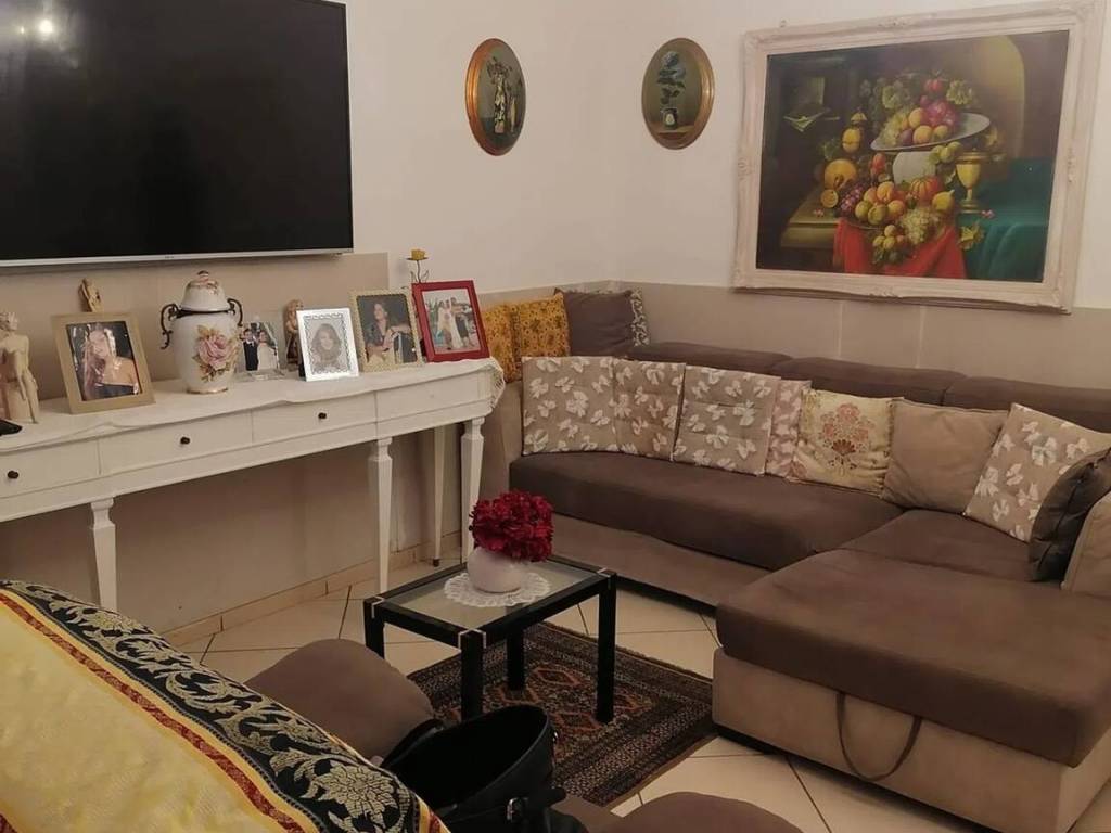 appartamento in vendita a Giugliano in Campania in zona Varcaturo