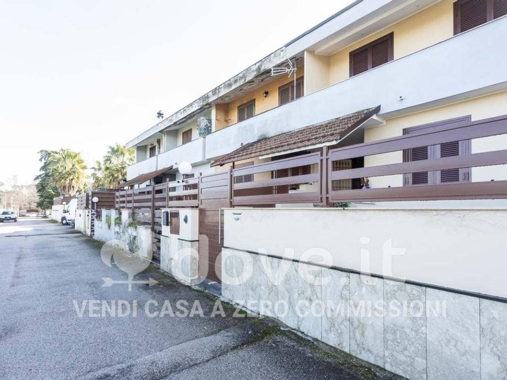 casa indipendente in vendita a Giugliano in Campania