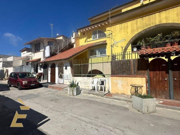 appartamento in vendita a Giugliano in Campania in zona Licola