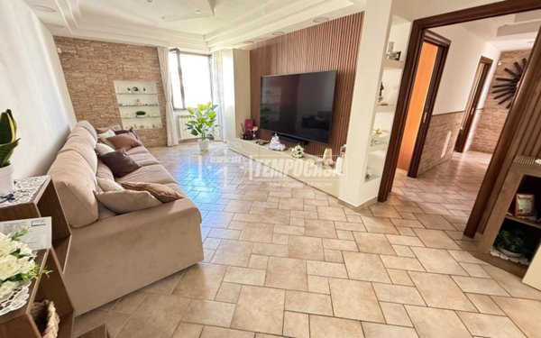 appartamento in vendita a Giugliano in Campania